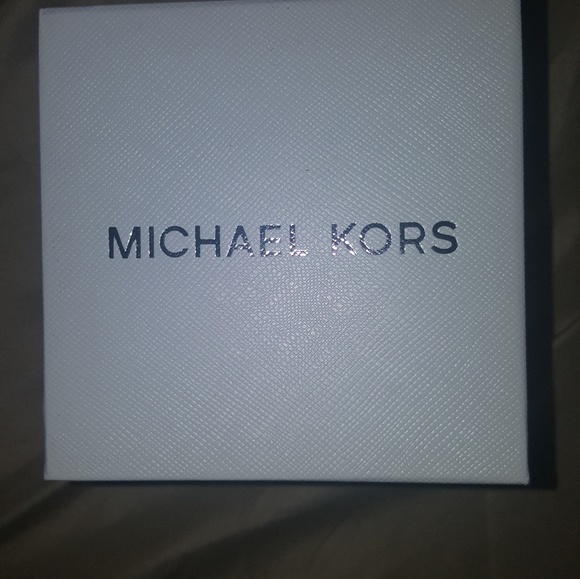 Michael Kors Watch - Picture 3 of 4